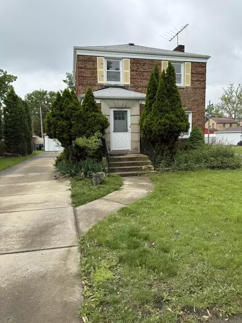 2452 S 6th Ave, North Riverside, IL 60546