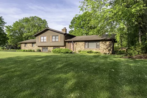 1401 Funderburk Dr, Winthrop Harbor, IL 60096
