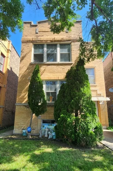 5330 W Foster Ave, Chicago, IL 60630