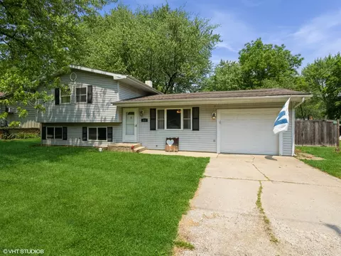 519 E Lee St, Plano, IL 60545