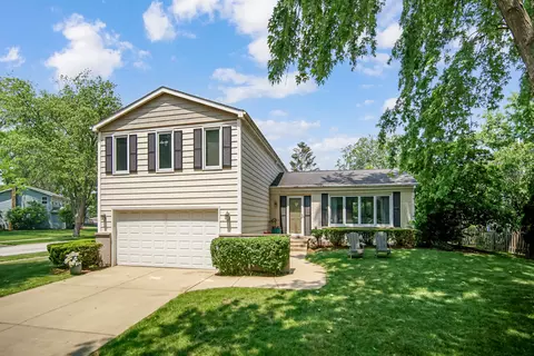 5 S640 Bluff Ln, Naperville, IL 60540