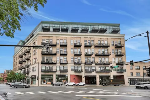 1645 W Ogden Ave #722, Chicago, IL 60612
