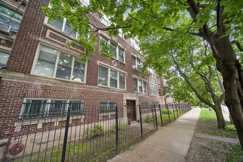 1055 E Hyde Park Blvd #3, Chicago, IL 60615