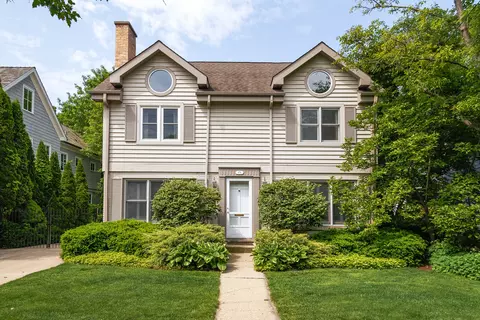 674 Foxdale Ave, Winnetka, IL 60093