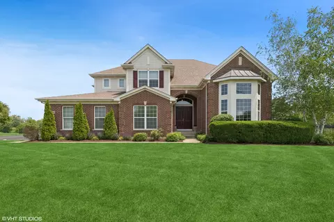 2621 Hastings Ct, Gurnee, IL 60031