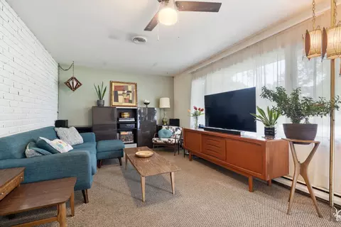 Living - Undisclosed, Minooka, IL 60447 photo 1 of 1