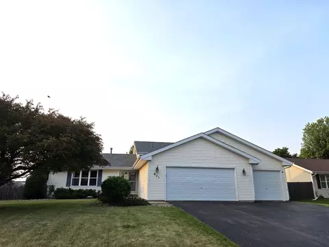 631 Angelica Ln, Roscoe, IL 61073
