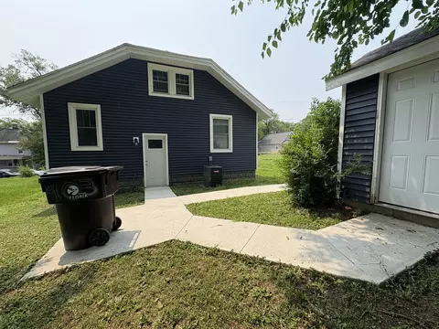 903 E Behrends Ave, Peoria, IL 61603 photo 6