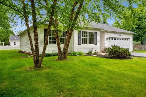 Exterior - 249 Spring Ct, North Aurora, IL 60542 photo 2 of 4