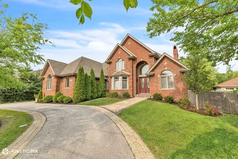9937 S 88th Ave, Palos Hills, IL 60465