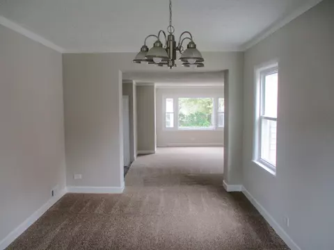 Living - 2333 S 20th Ave, Broadview, IL 60155 photo 1 of 3