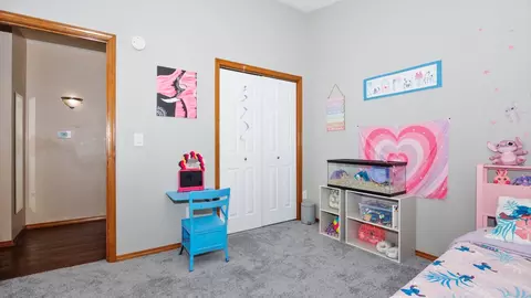 Bedroom - 12 Parkshores Dr, Bloomington, IL 61701 photo 2 of 8