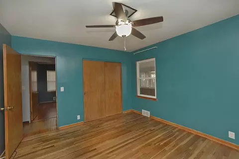 Bedroom - 610 E Main St, Ottawa, IL 61350 photo 2 of 5