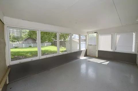 Exterior - 610 E Main St, Ottawa, IL 61350 photo 2 of 7