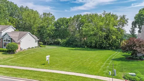 lot20 Fox Hollow Dr, Dekalb, IL 60115
