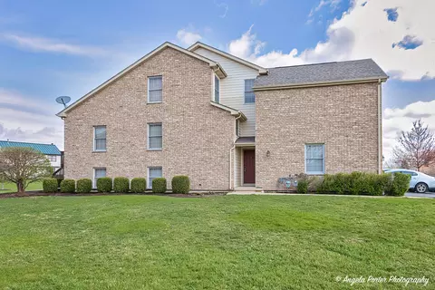 5832 Fieldstone Trl, Mchenry, IL 60050 photo 2