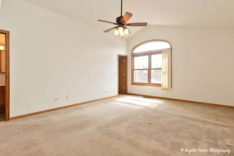 5832 Fieldstone Trl, Mchenry, IL 60050 photo 16