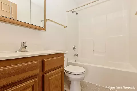 5832 Fieldstone Trl, Mchenry, IL 60050 photo 21