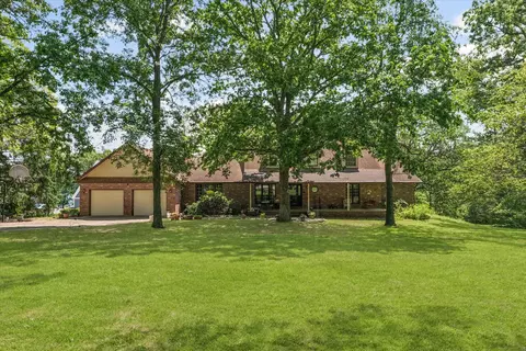 112 Dakota Dr, Loda, IL 60948
