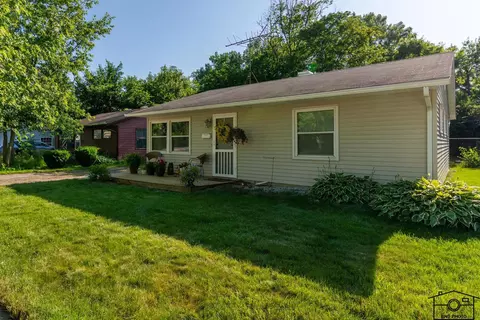 338 Dorsetshire Dr, Steger, IL 60475