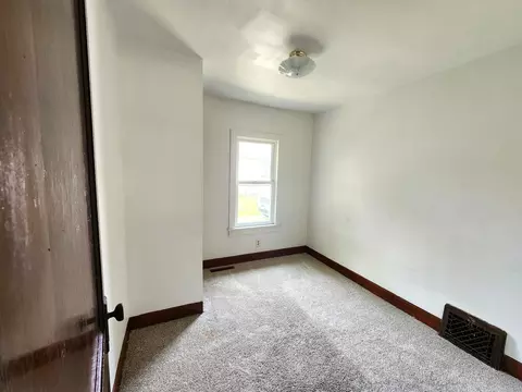 Bedroom - 1198 E Bluff St, Marseilles, IL 61341 photo 1 of 3