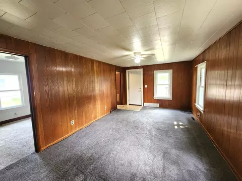 Living - 1198 E Bluff St, Marseilles, IL 61341 photo 2 of 2