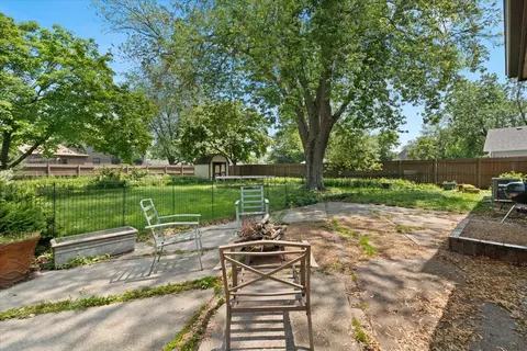 391 Northgate Rd, Lindenhurst, IL 60046 photo 26