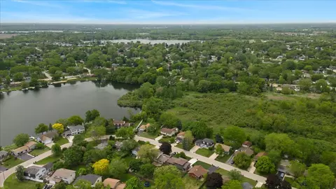 391 Northgate Rd, Lindenhurst, IL 60046 photo 36