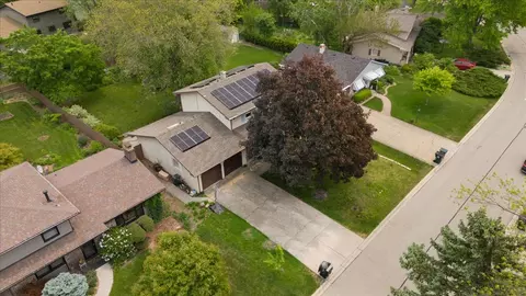 391 Northgate Rd, Lindenhurst, IL 60046 photo 31