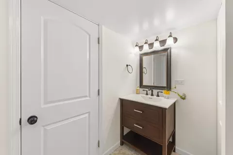 389 Pearson Cir, Naperville, IL 60563 photo 28