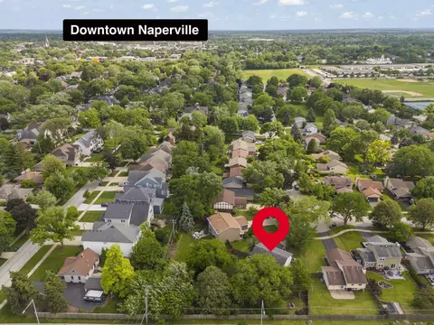 389 Pearson Cir, Naperville, IL 60563 photo 6