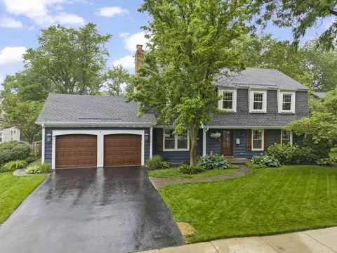 Exterior - 109 E 14th Ave, Naperville, IL 60563 photo 3 of 10