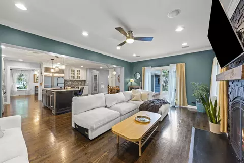 Other - 109 E 14th Ave, Naperville, IL 60563 photo 2 of 9