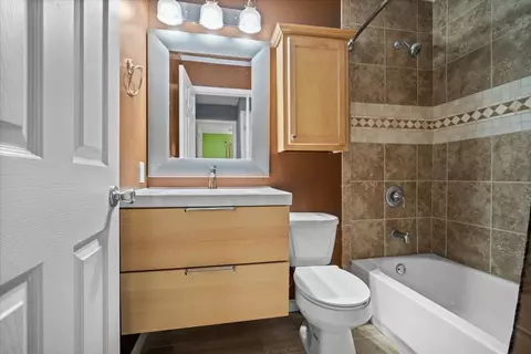 Bath - 306 N Blair Dr, Normal, IL 61761 photo 1 of 5