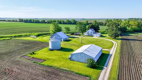 View/Area - 33522 E 3300 North Rd, Reddick, IL 60961 photo 2 of 4