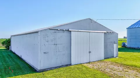 Other - 33522 E 3300 North Rd, Reddick, IL 60961 photo 2 of 8