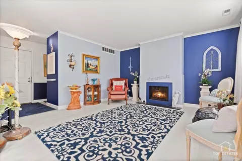 784 Barnaby Pl, Wheeling, IL 60090 photo 6