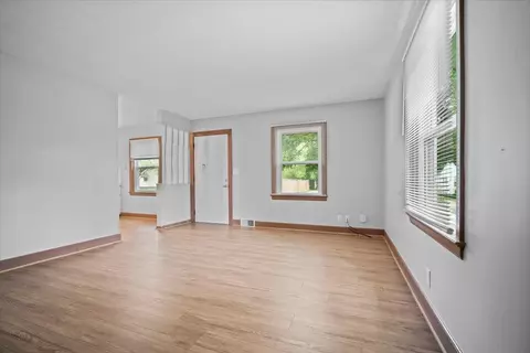 Living - 703 Samantha St, Normal, IL 61761 photo 1 of 3