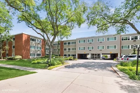 1137 Leavitt Ave #118, Flossmoor, IL 60422