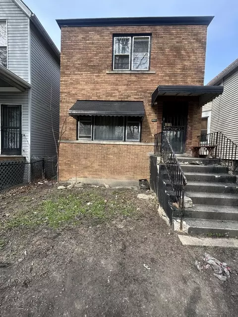 9438 S Champlain Ave, Chicago, IL 60619