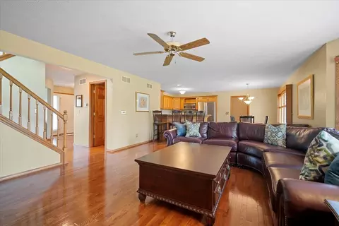 3217 Eagle Crest Rd, Bloomington, IL 61704 photo 14