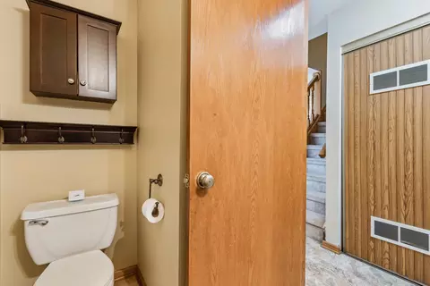 719 Coral Ave, Bartlett, IL 60103 photo 12