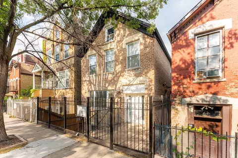1407 N Bosworth Ave, Chicago, IL 60642
