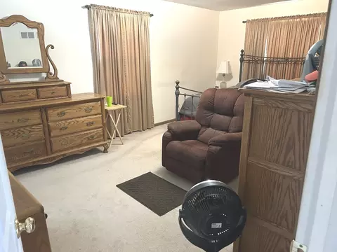 Bedroom - 710 Buffalo Dr, Minooka, IL 60447 photo 2 of 4