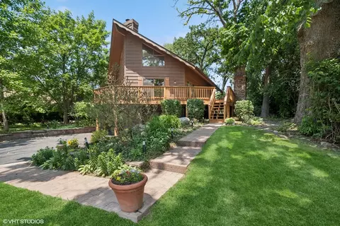 11214 Halma Ln, Woodstock, IL 60098