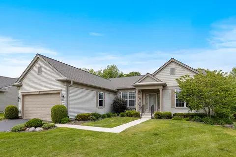 13718 Kirkland Dr, Huntley, IL 60142