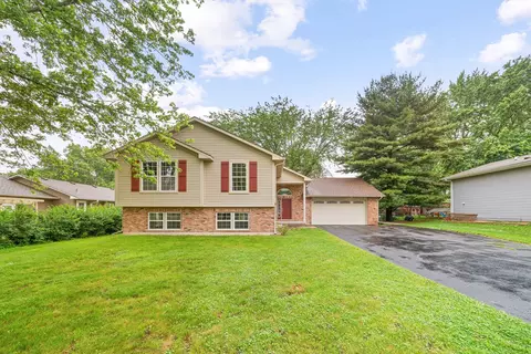 1696 Hilda Dr, Lake Holiday, IL 60548