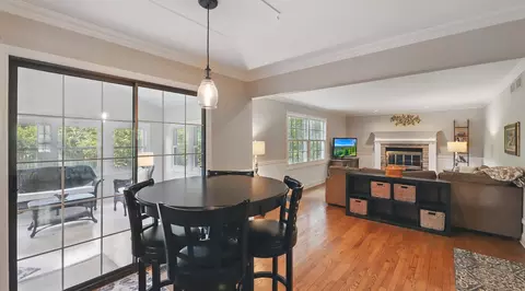 Dining - 533 Warwick Dr, Naperville, IL 60565 photo 3 of 3