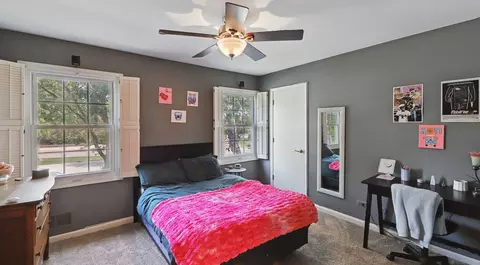 Bedroom - 533 Warwick Dr, Naperville, IL 60565 photo 2 of 4