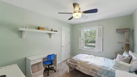 Bedroom - 533 Warwick Dr, Naperville, IL 60565 photo 1 of 4